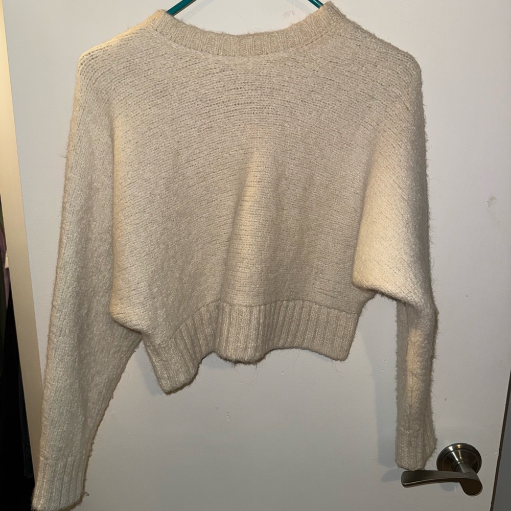 Babaton Cozy Cream Sweater